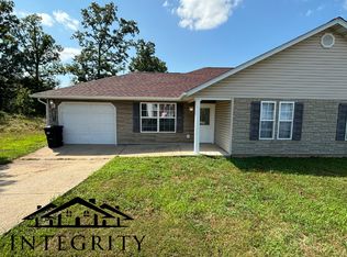 16865A Hurricane Ln, Saint Robert, MO 65584
