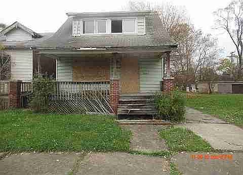 18484 Hickory