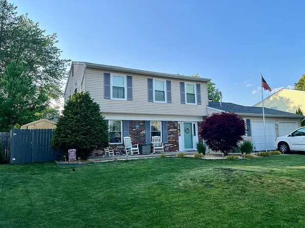 7 Stowe Ln, Howell, NJ 07731