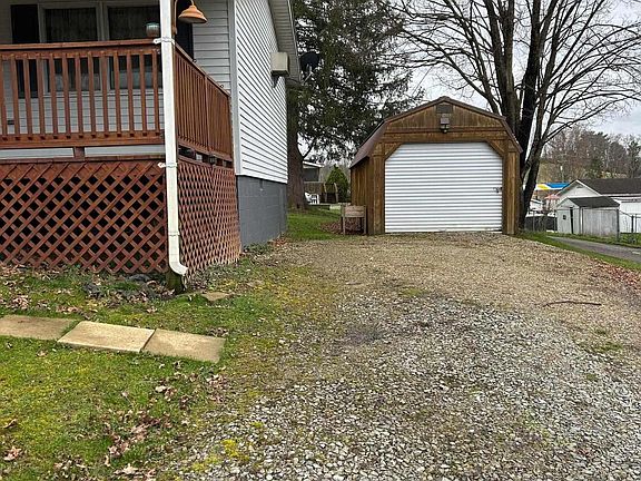 2nd image of 22 Fletcher Dr
