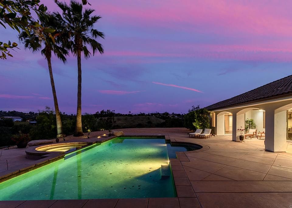 1st image of 2869 Dos Lomas Pl