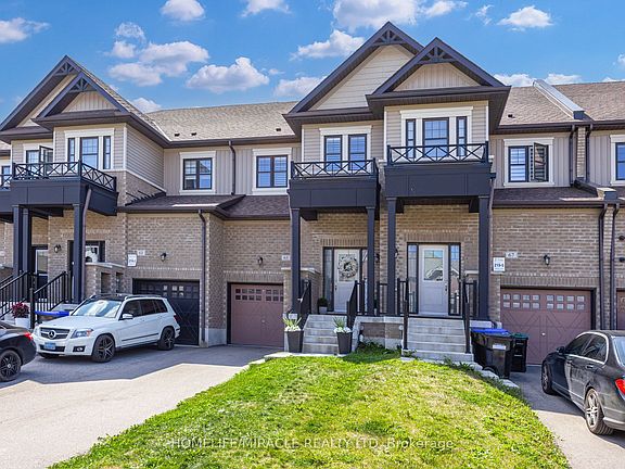 3rd image of 65 Lorne Thomas Pl