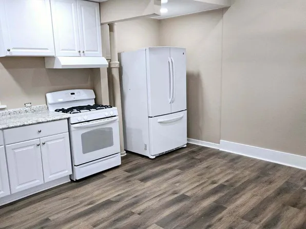 168 S Lincoln Ave #2, Aurora, IL 60505