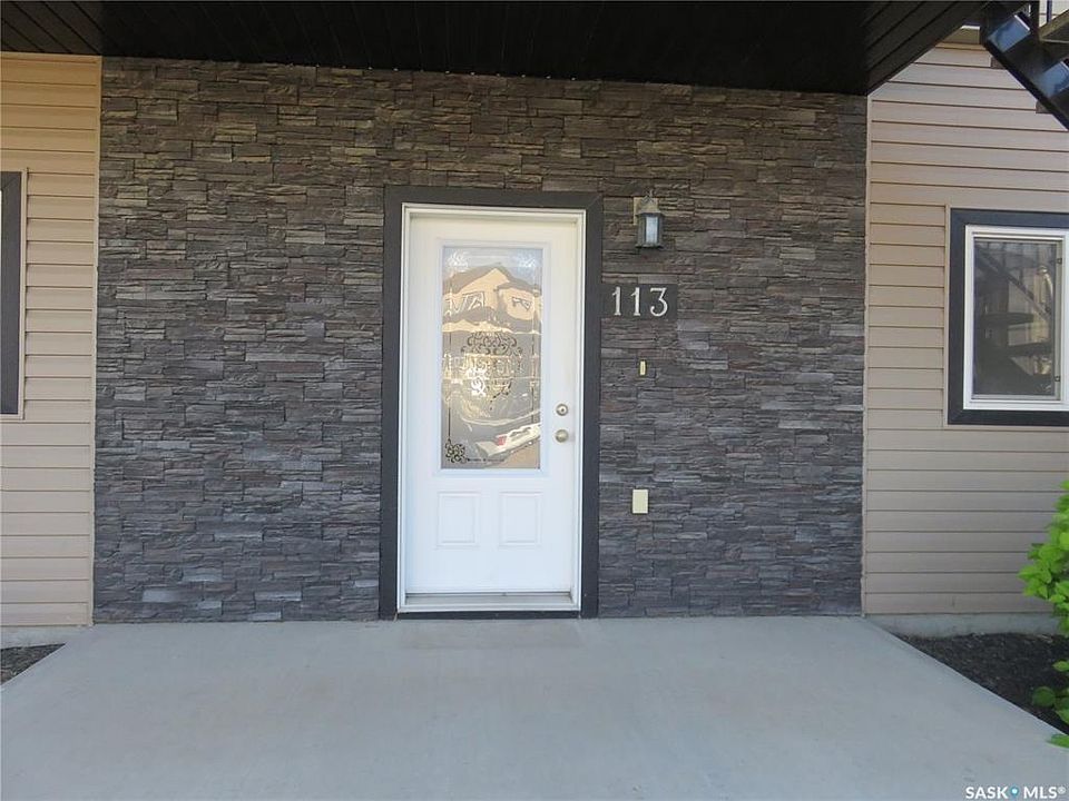 1st image of 3810 Dewdney Ave E #113