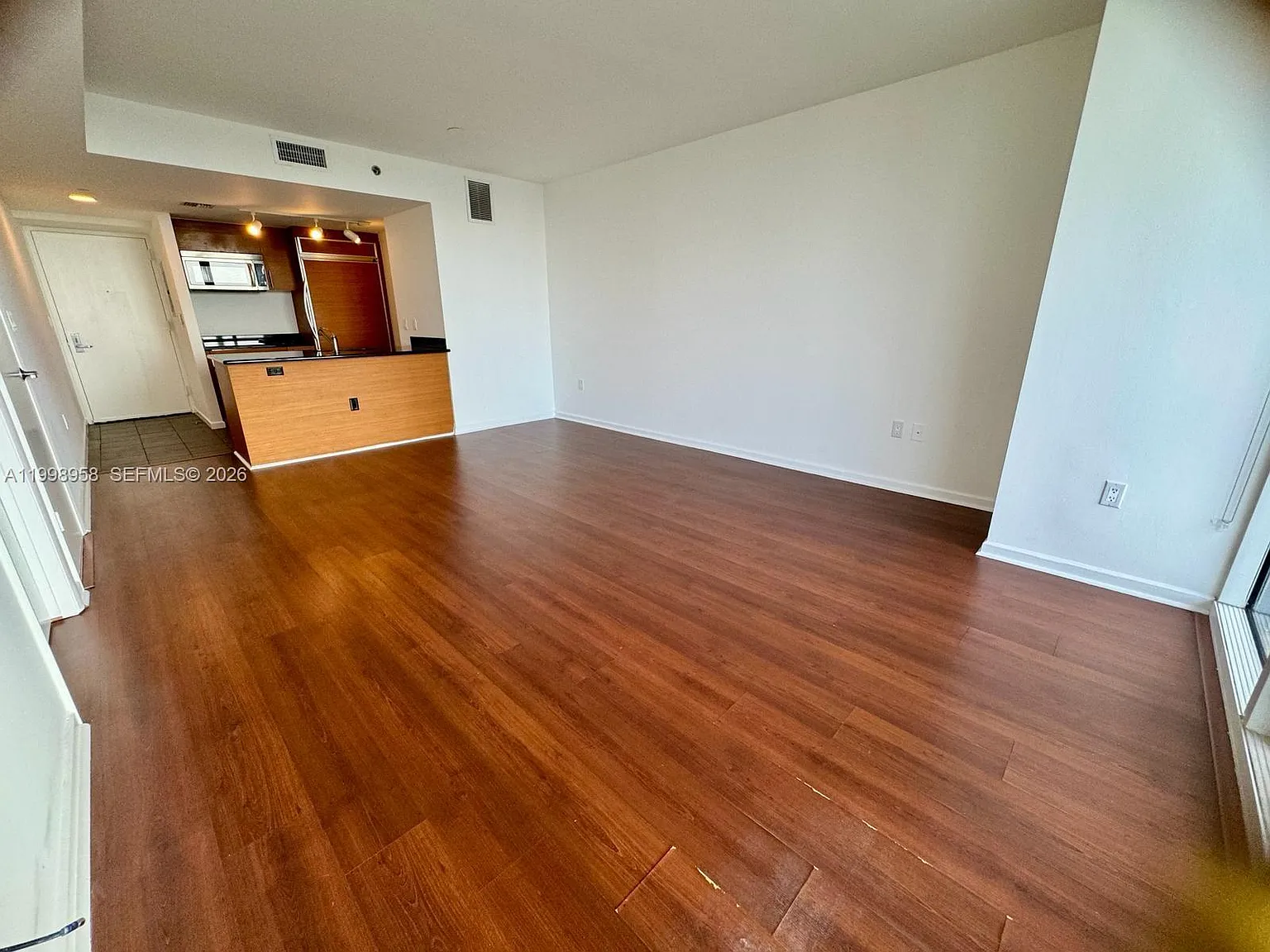 50 Biscayne Condo — Photo 4