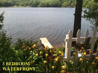 103 Cubles Dr, Brimfield, MA 01010