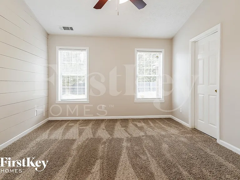 213 Whistleville Ct — Photo 7