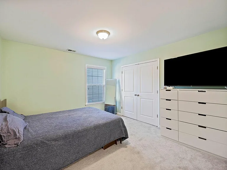 622 Pendleton Dr — Photo 24