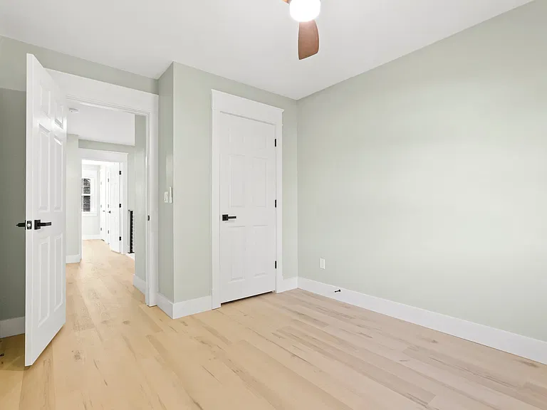 Upstairs bedroom 1.