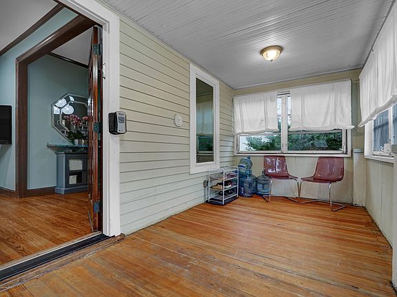 3rd image of 228 Belmar Ave