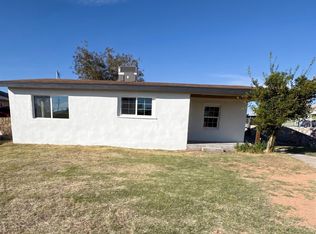 5633 Manila Dr, El Paso, TX 79924