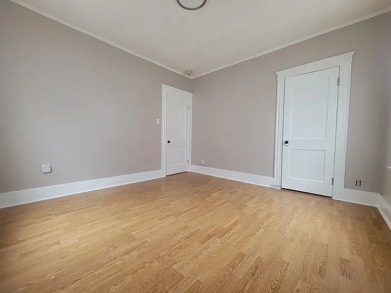 28 Emerson St #2 — Photo 6