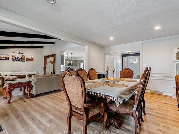 4th image of 3 Fischer Cres
