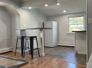 11 8th St FLOOR 2, Hicksville, NY