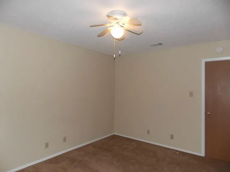 8104 Dunn St #A — Photo 6