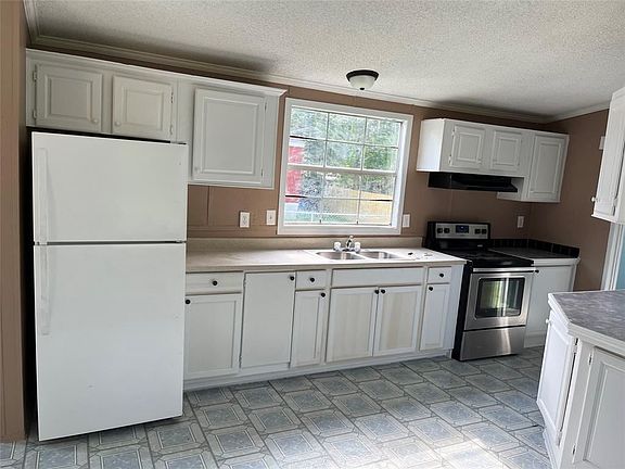 4th image of 23191 E Martin Dr
