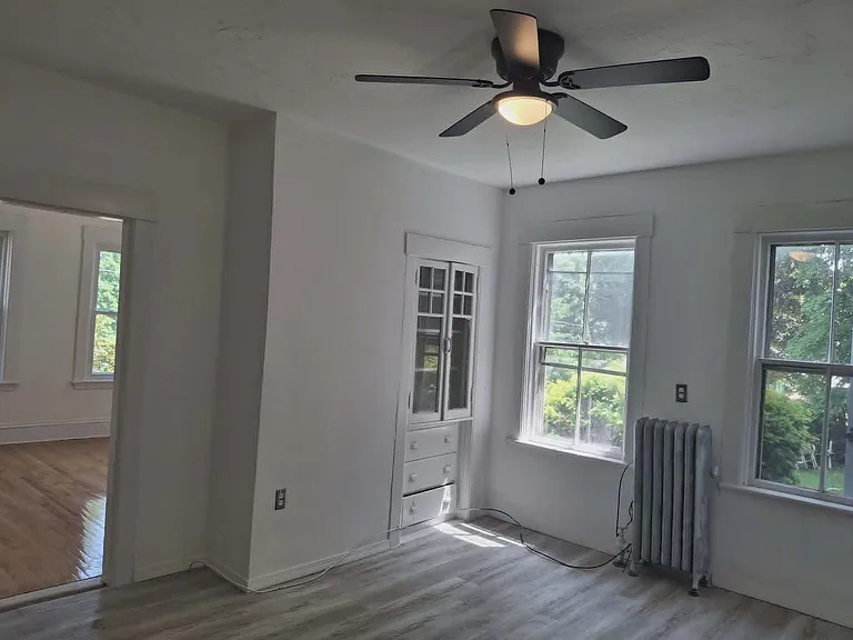 20 Temple St #2 — Photo 4