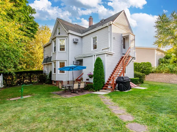 31 Notch Rd, Little Falls, NJ 07424