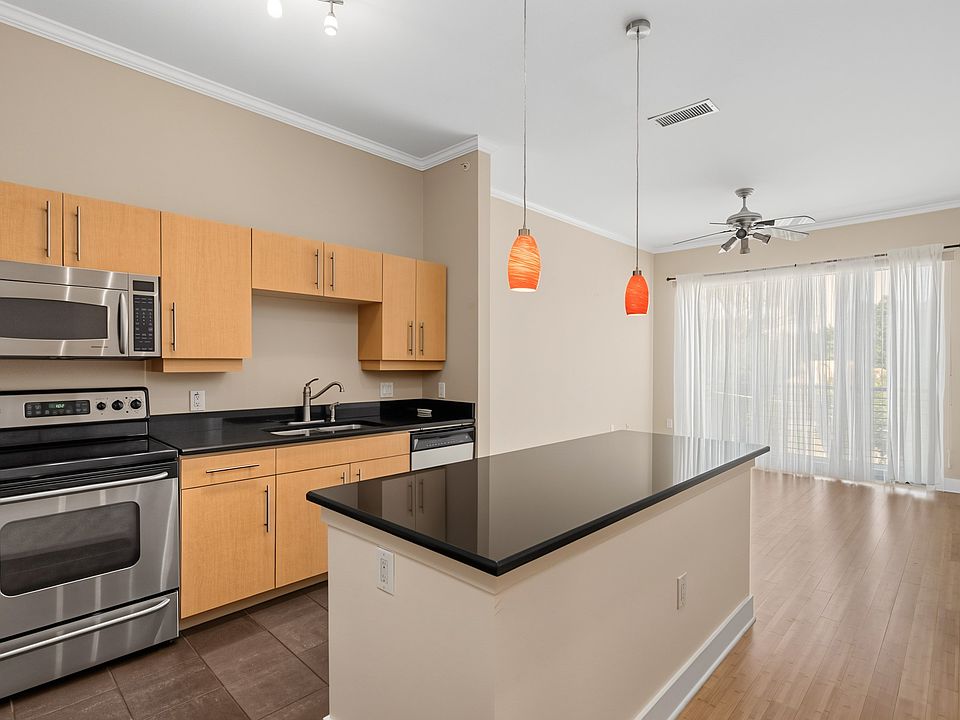 1st image of 4414 Cedar Springs Rd APT 310