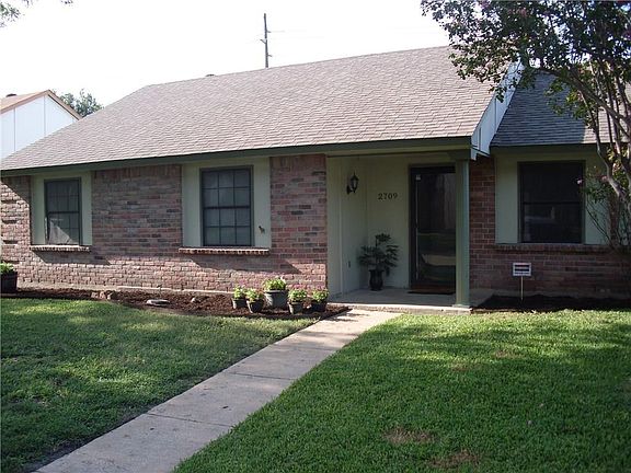 4th image of 2709 Western Dr