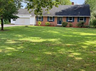 216 Edgemere Dr, Toms River, NJ 08755