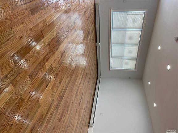 5th image of 11936 155th St Floor 1