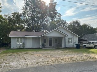 515 N College St, Booneville, MS 38829