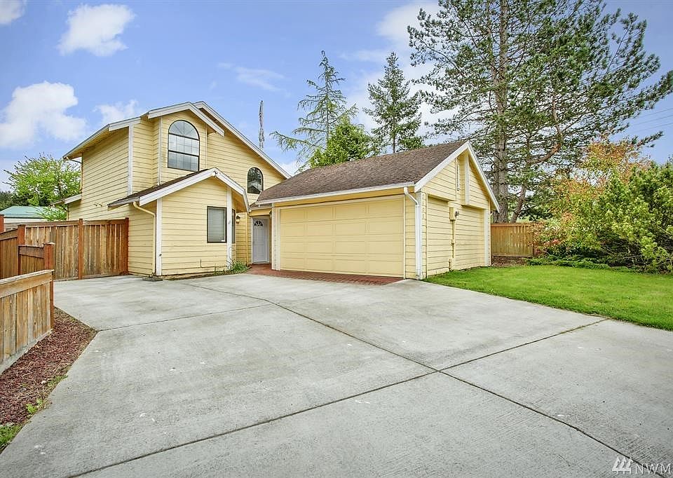 1st image of 7600 Colony Ct NE