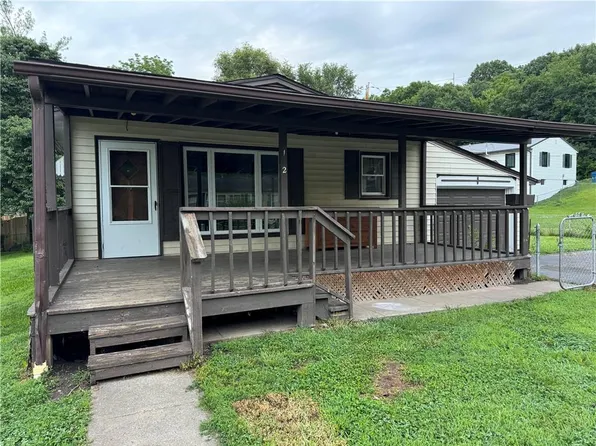 102 Berton Rd, Excelsior Springs, MO 64024