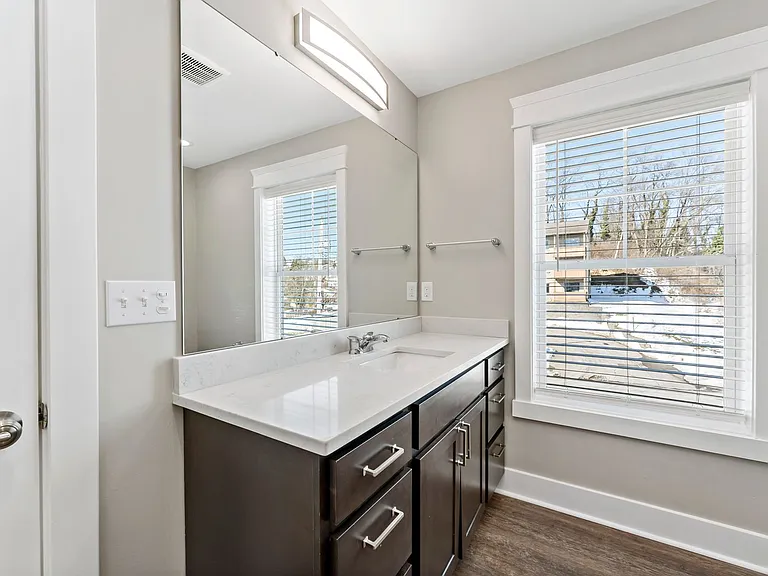 1841 Chessland St — Photo 22