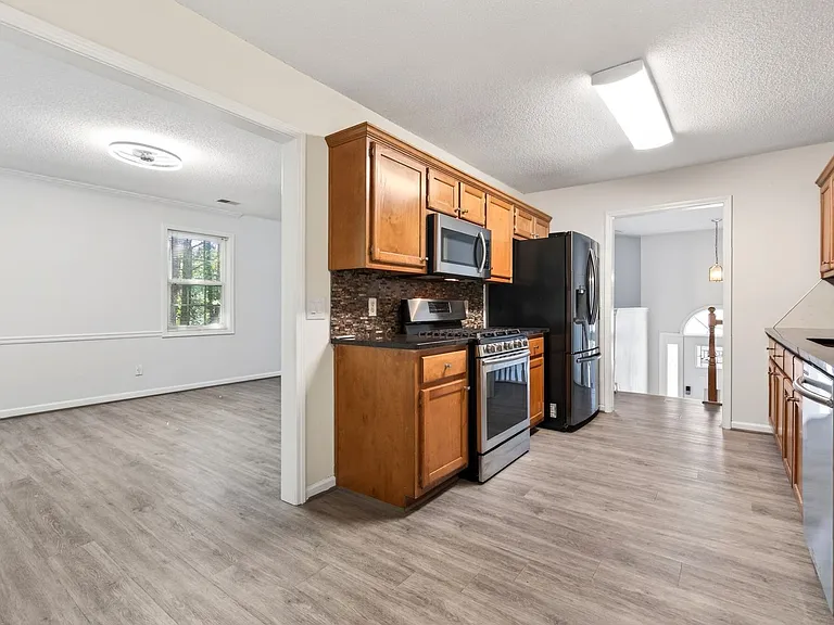 3212 Pagoda Trce — Photo 13