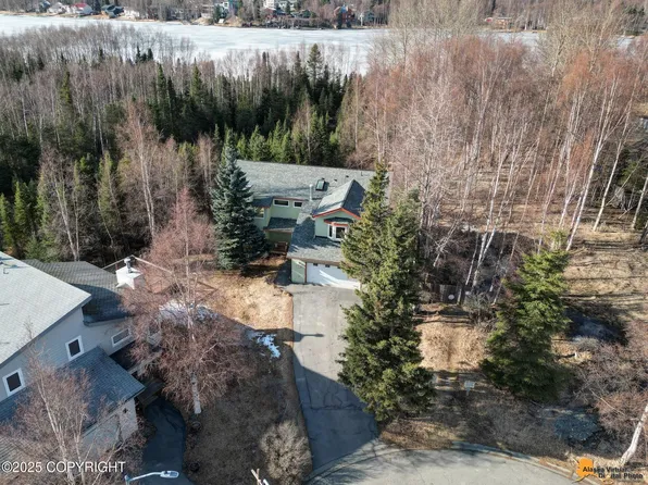 7730 Charlotte Cir, Anchorage, AK 99502