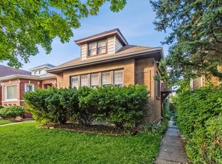 5504 W Pensacola Ave, Chicago, IL 60641