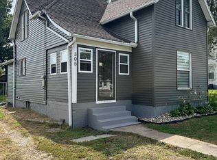 305 E 3rd St, Madison, NE 68748