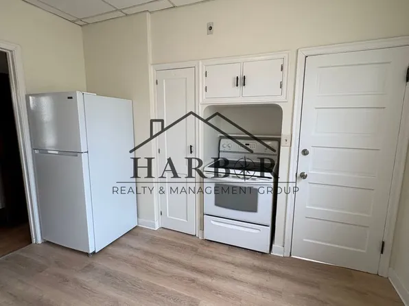 711 1st Dr Tri-Plex, 711 1st Dr NW #A, Austin, MN 55912