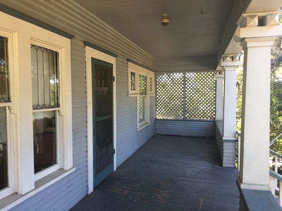 2nd image of 626 Healdsburg Ave