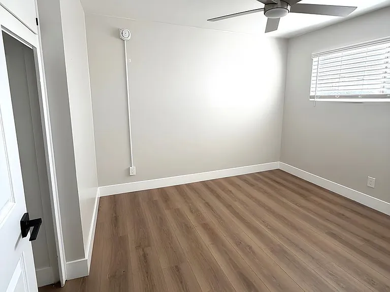 6500 S Western Ave #7 — Photo 4