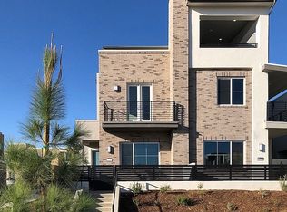 219 Paramount, Irvine, CA 92618