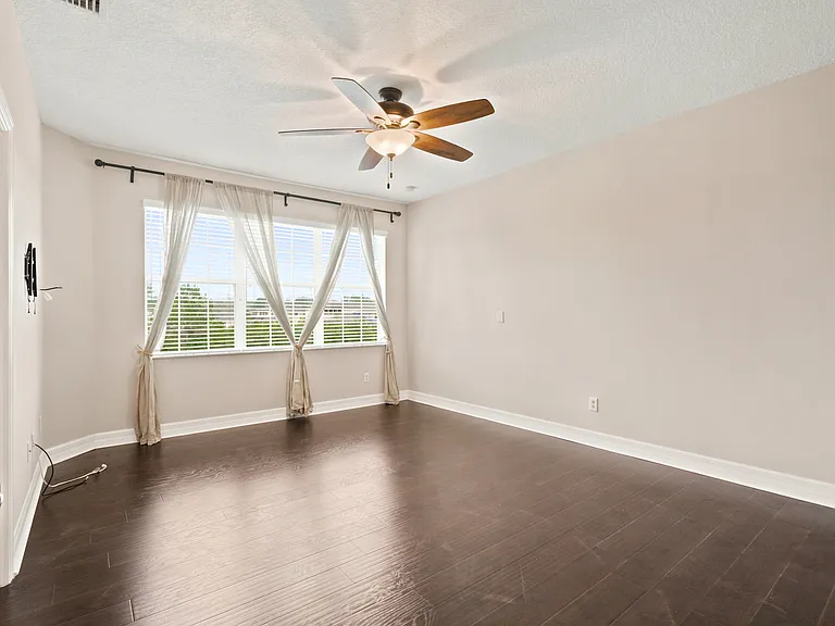 117 Hedgewood Dr — Photo 11