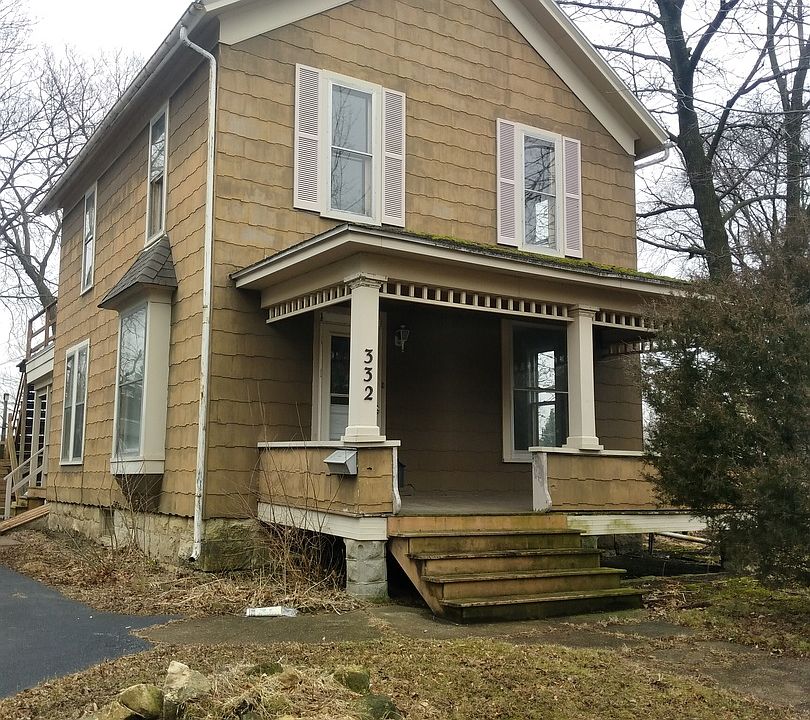 1st image of 332 W Jefferson Ave #1