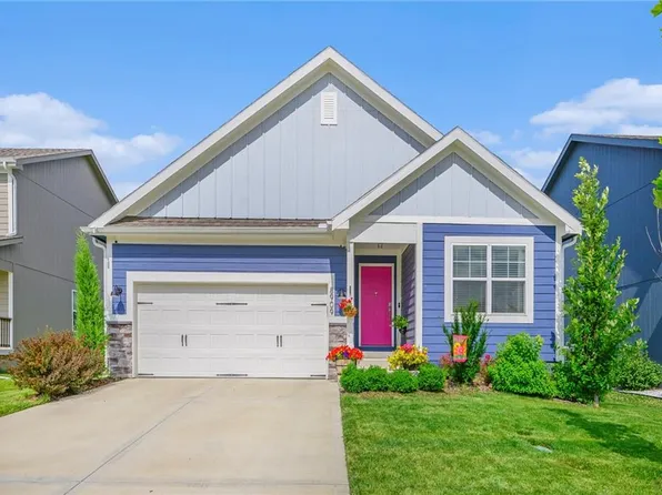 8909 SW 9th St, Blue Springs, MO 64064