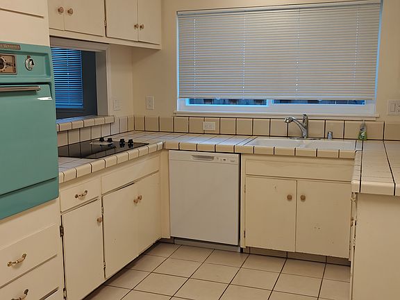 5th image of 2257 Bermuda Dr