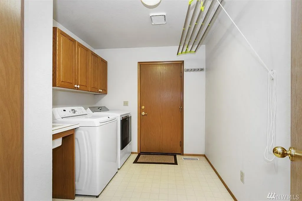 9319 Misery Point Rd NW — Photo 4