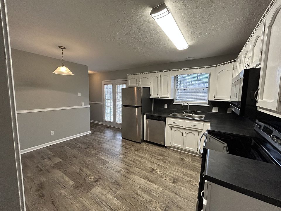 1st image of 3522 Southmeade Dr