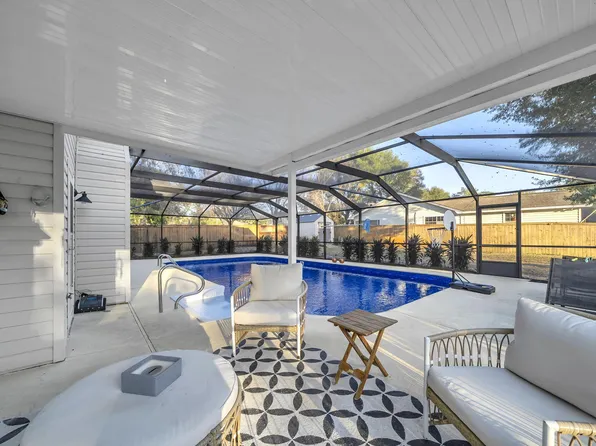 526 Nassau Dr, Niceville, FL 32578