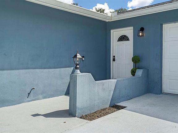 3rd image of 6917 DUNNETT AVENUE N