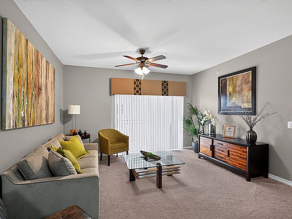 Living area at Outlook Blvd.