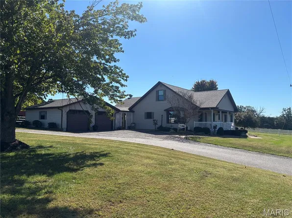 2527 Highway Jj, Bourbon, MO 65441