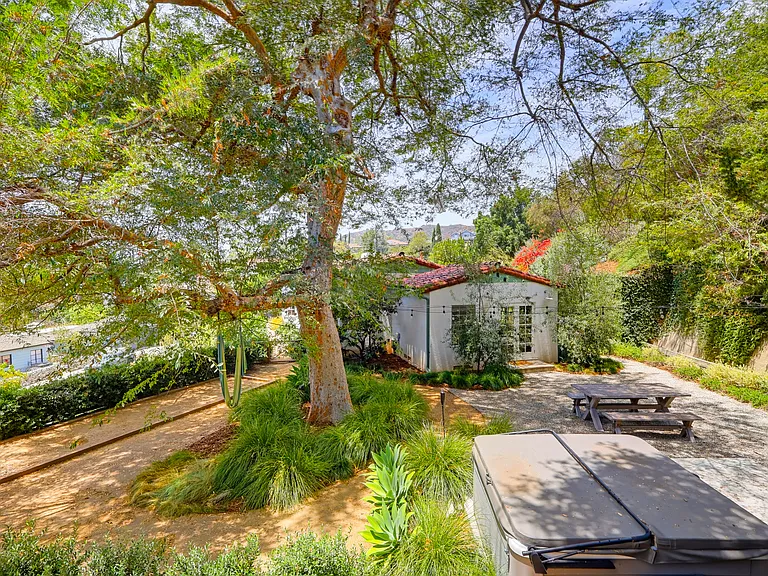 Candace Pl — Photo 49