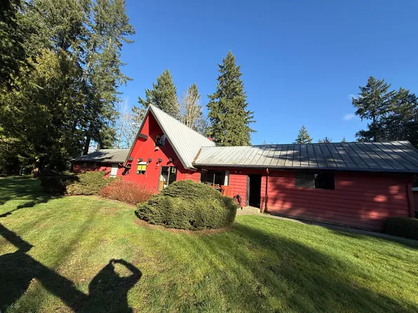 13801 Central Valley Rd NE, Poulsbo, WA 98370